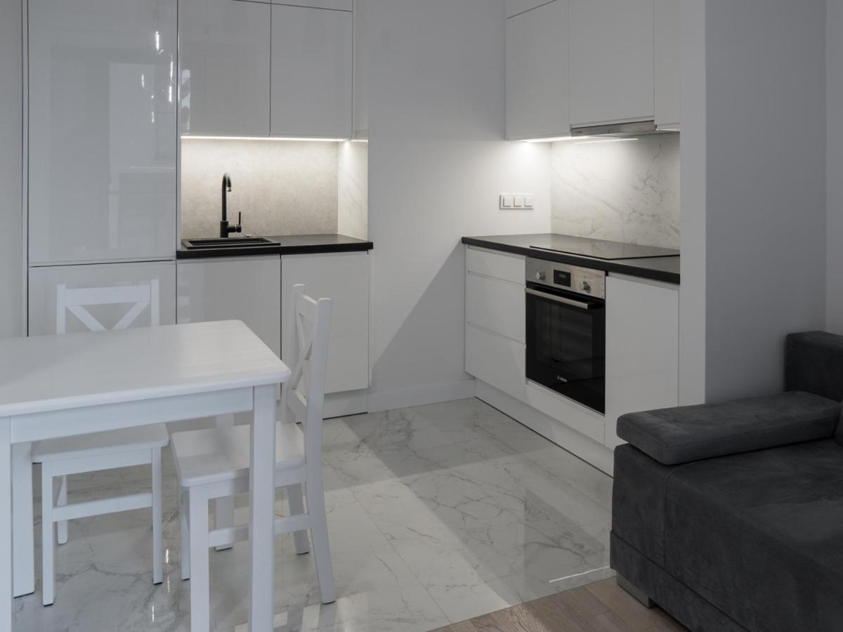 Apartament Simply Przyokopowa 바르샤바 외부 사진